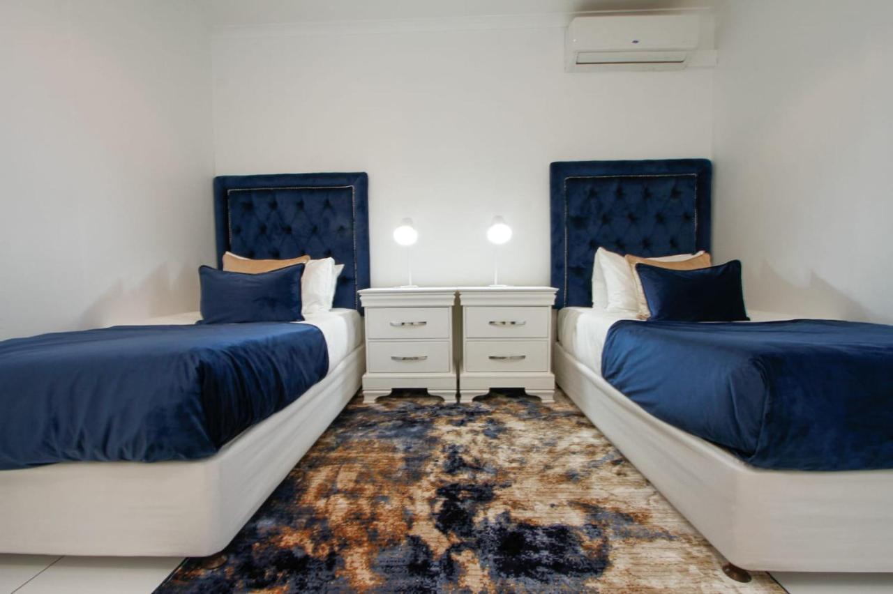 Blue Waves Lodge Umhlanga Luaran gambar