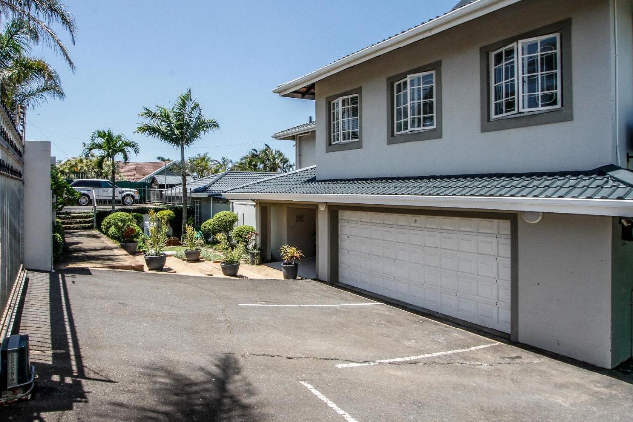 Blue Waves Lodge Umhlanga Luaran gambar