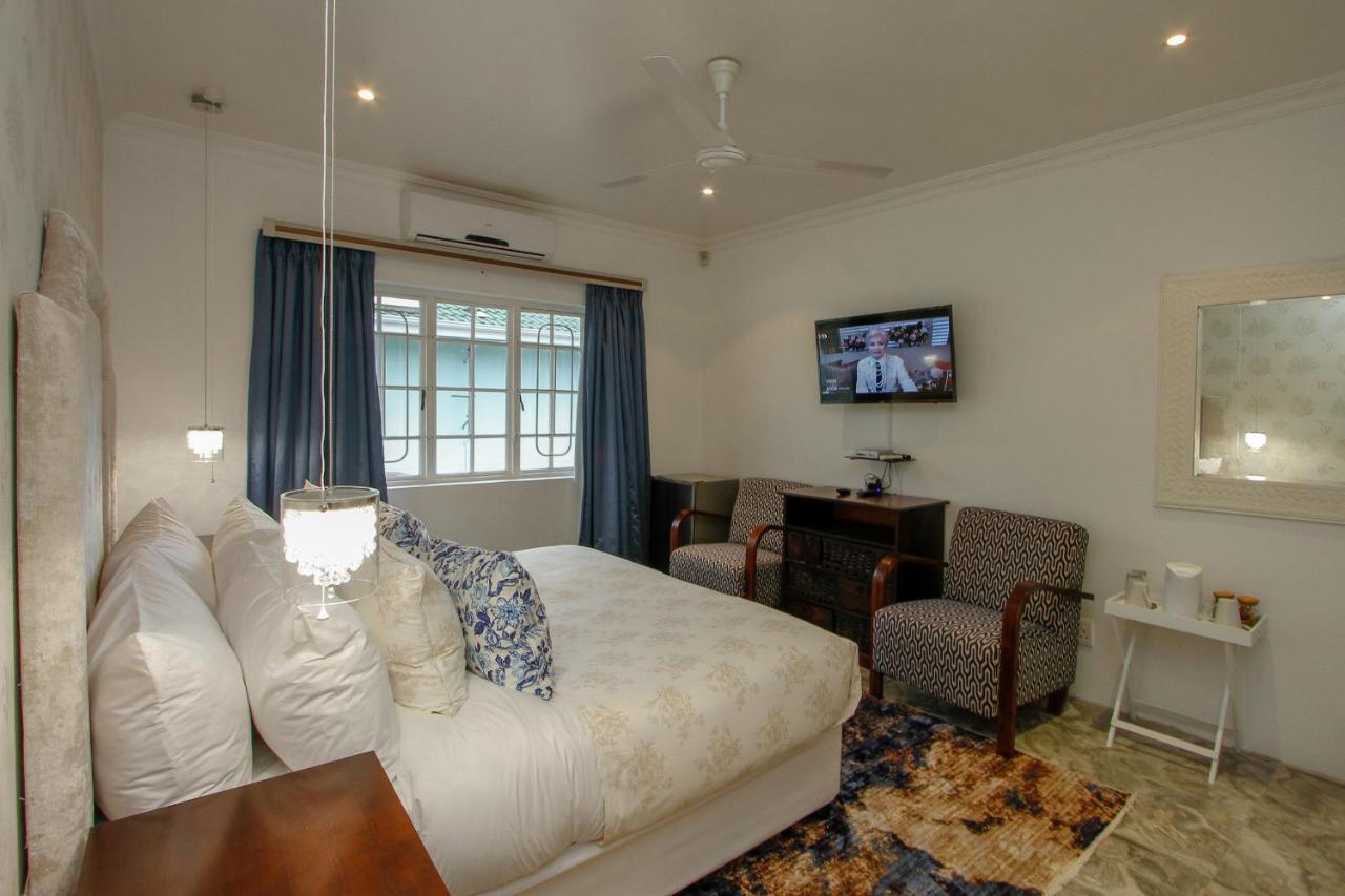 Blue Waves Lodge Umhlanga Luaran gambar