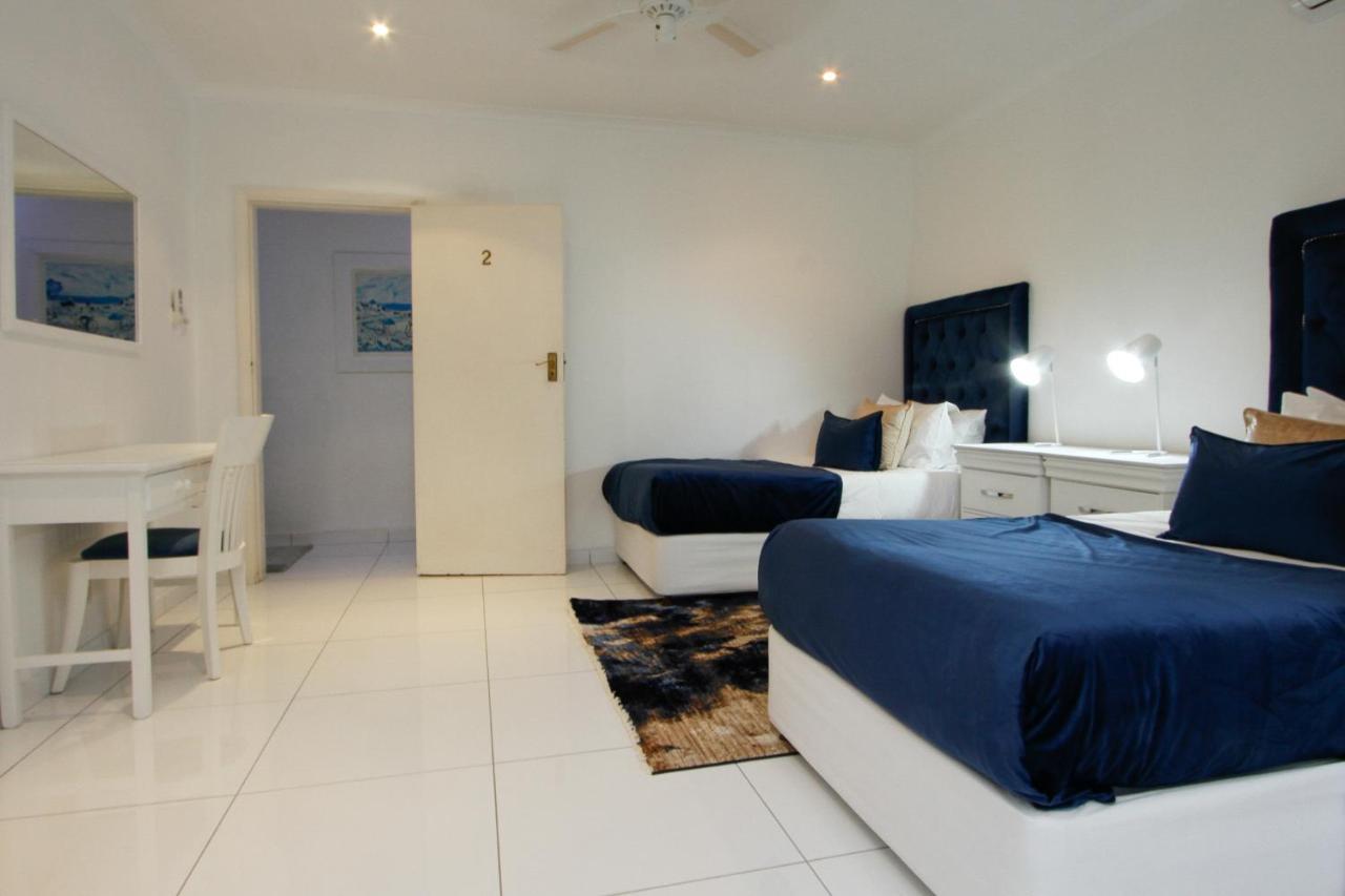 Blue Waves Lodge Umhlanga Luaran gambar